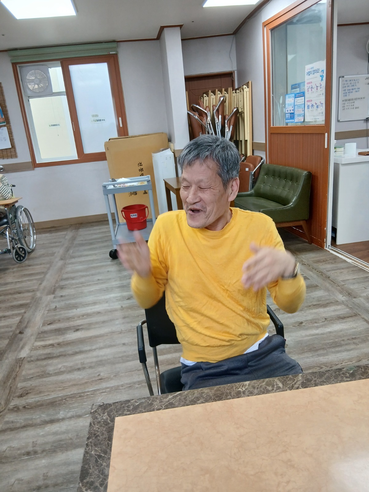 KakaoTalk_20260504_161618727_06
